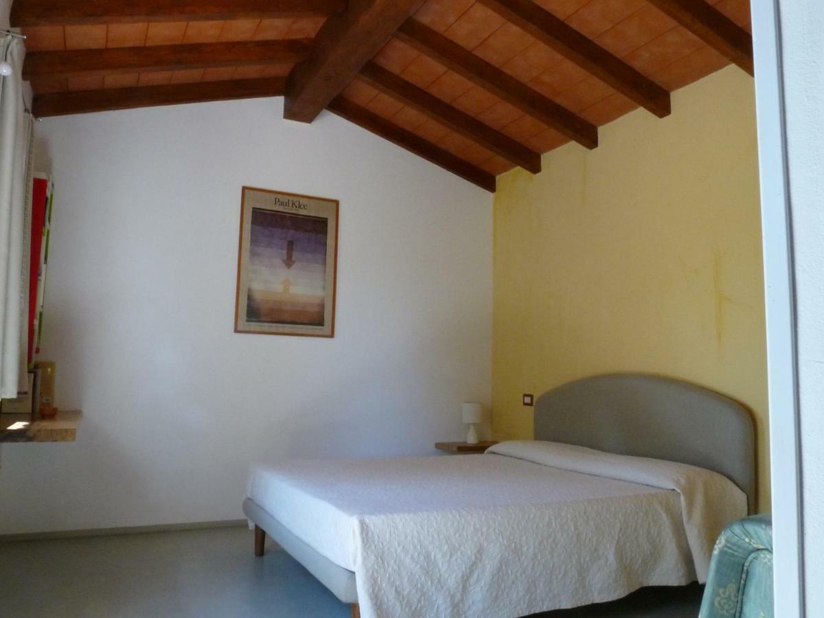 La Scala Guesthouse Berchiddeddu Ruang foto
