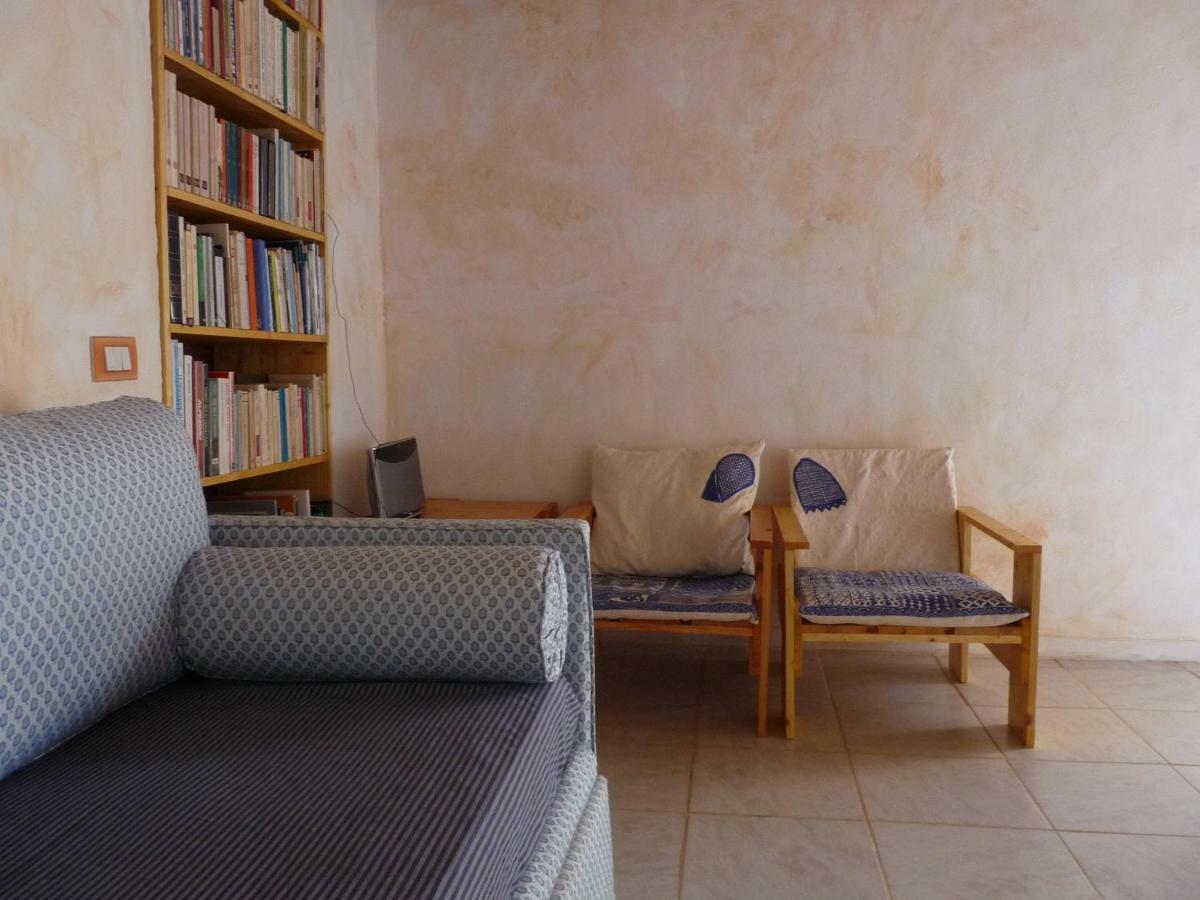 La Scala Guesthouse Berchiddeddu Ruang foto